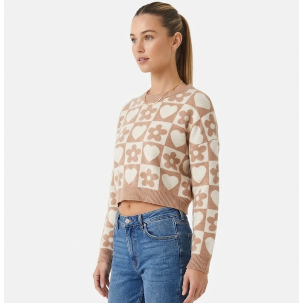 Debut Crew Neck Sweater S Beige White Heart Flower Print